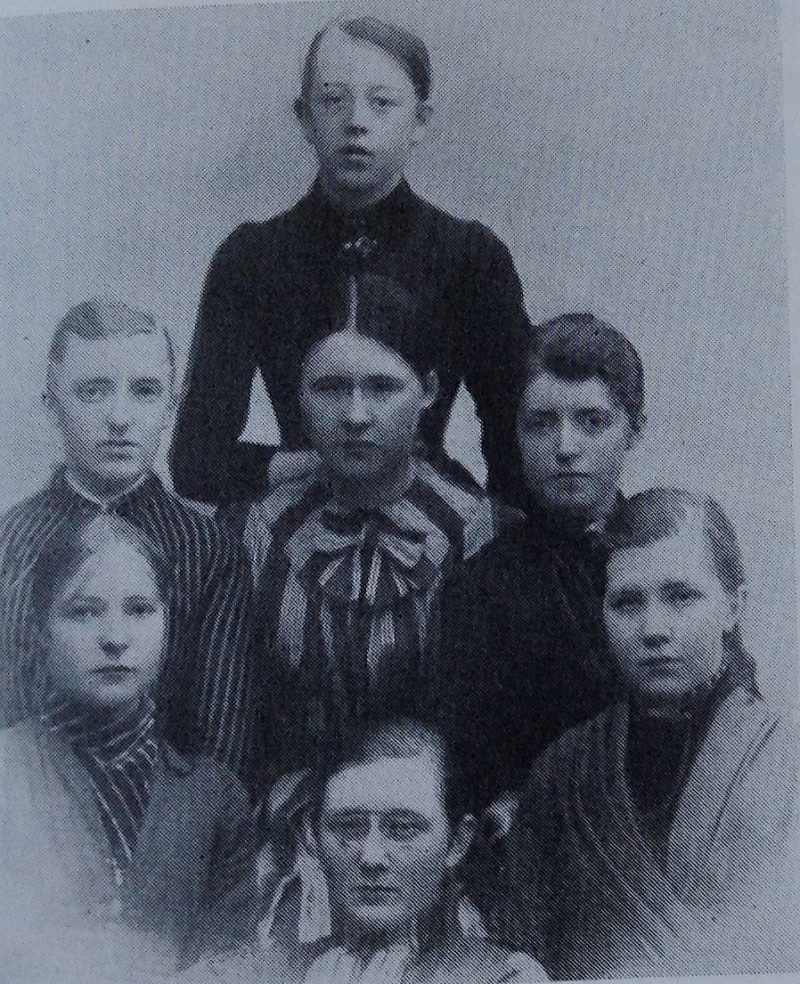 Trondhjems borgerlige realskole - Realskolens 10. pikeklasse 1888-1889