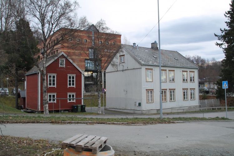 Gården Lund Sp.P.Andersensvei 17. Foto: Jan Habberstad 2014